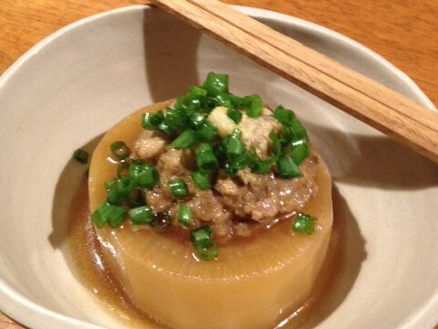 おもてなしにも　大根の肉詰め